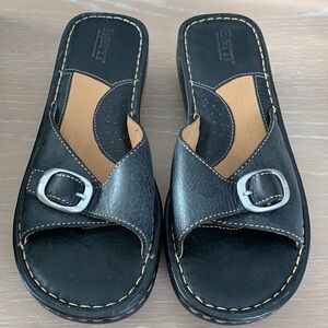 BORN Handcrafted Footwear Size 8.5-9** Leather upper and lining